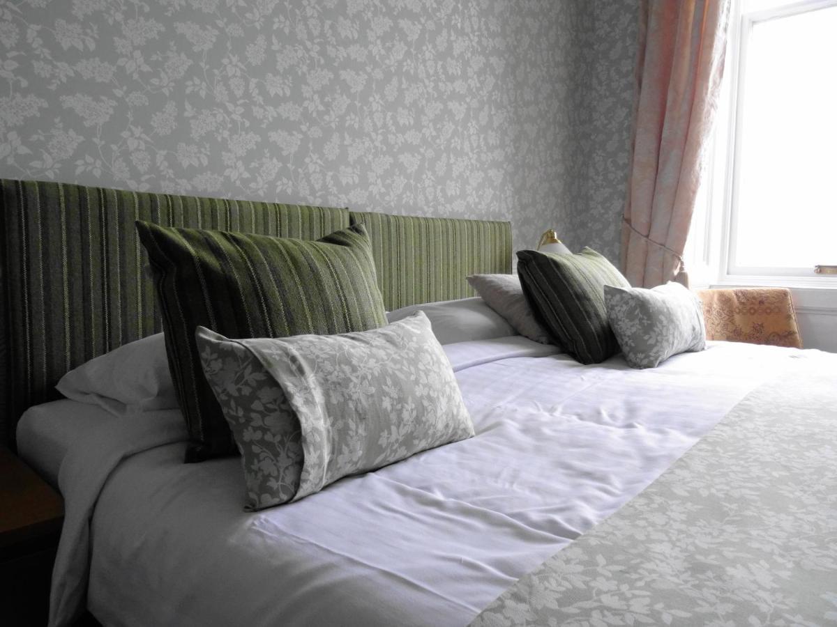 The Ardyne Guest House Ротсей Номер фото